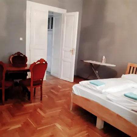 Market Square Ii. Apartment Budapest